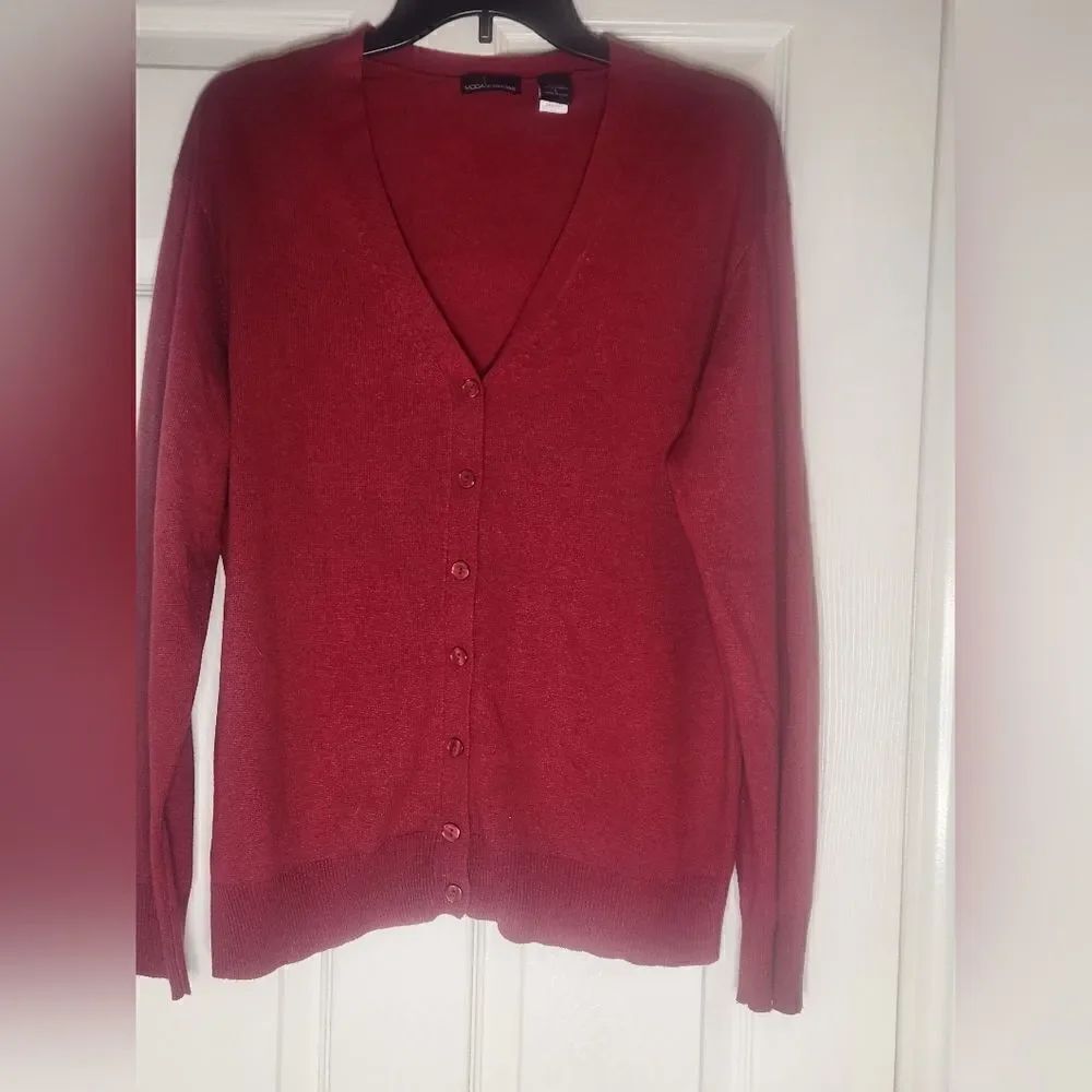 Moda International LโSilk Cashmere Button Up Cardigan Womens BurgundyโSweater